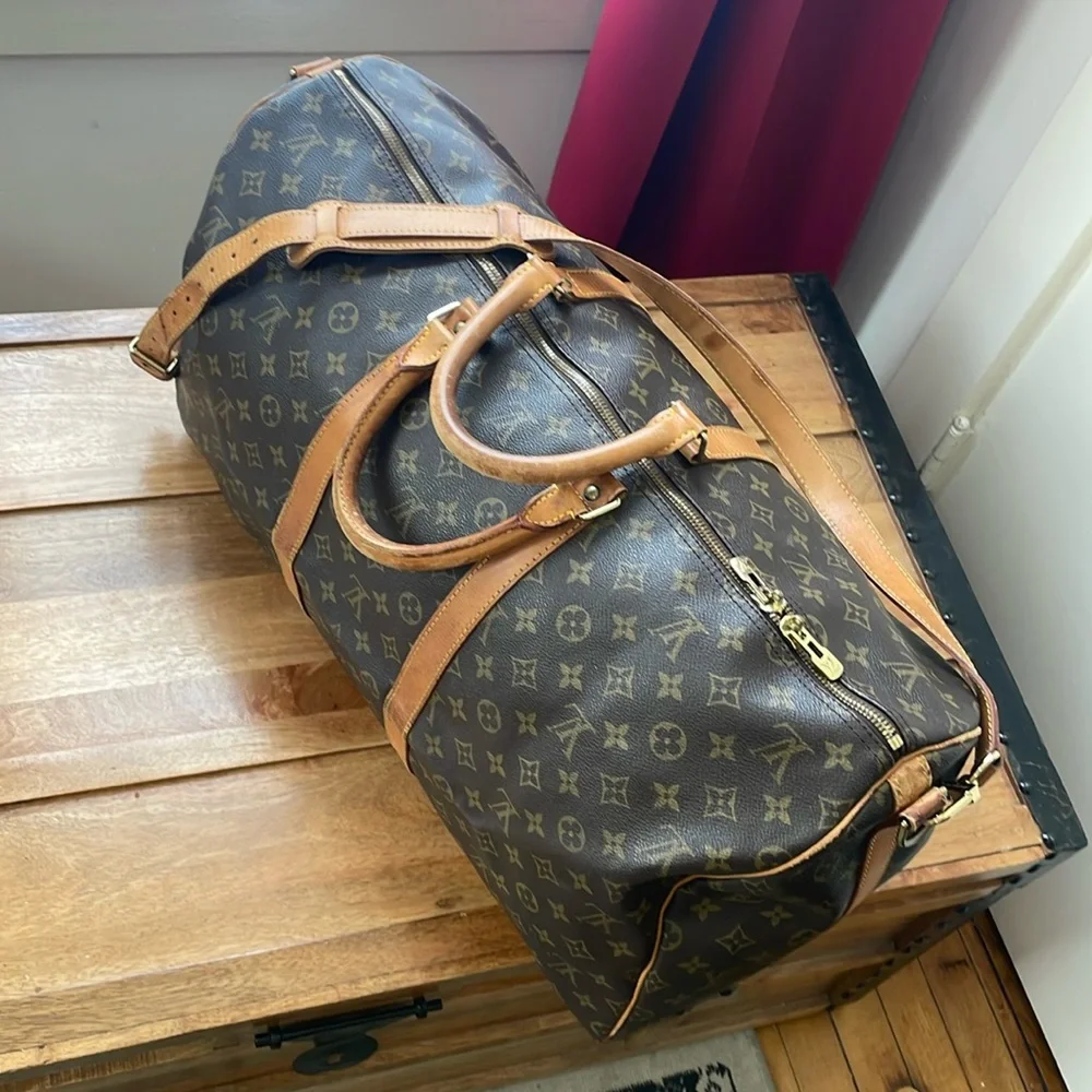 Louis Vuitton Bandouliere Keepall 55 Travel Bag.
